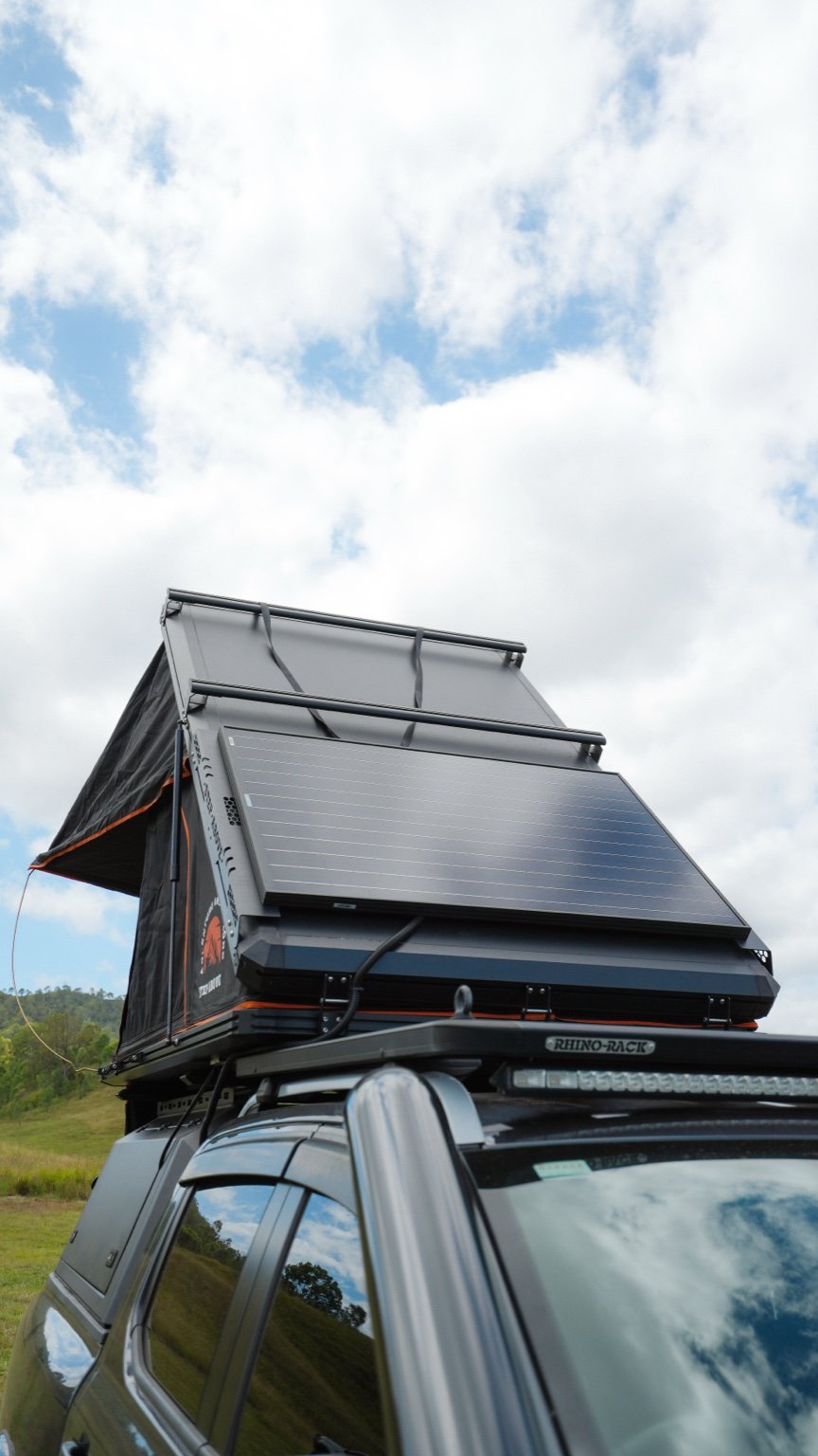V9 Rooftop Tent + 230W Solar