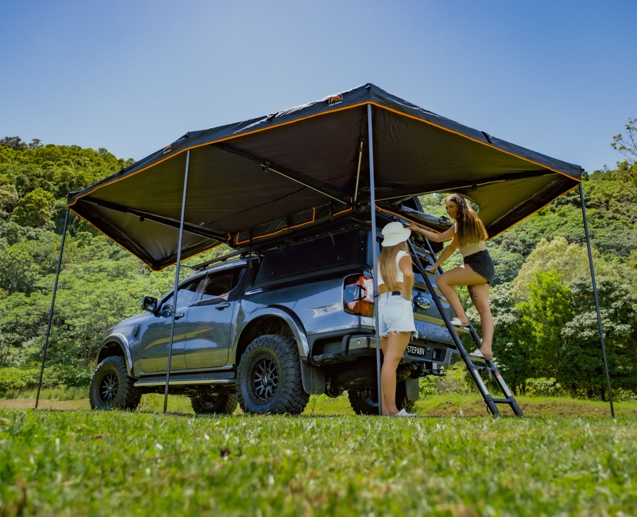 DRIVER SIDE 270 PLUS FREE-STANDING AWNING (pre order April)